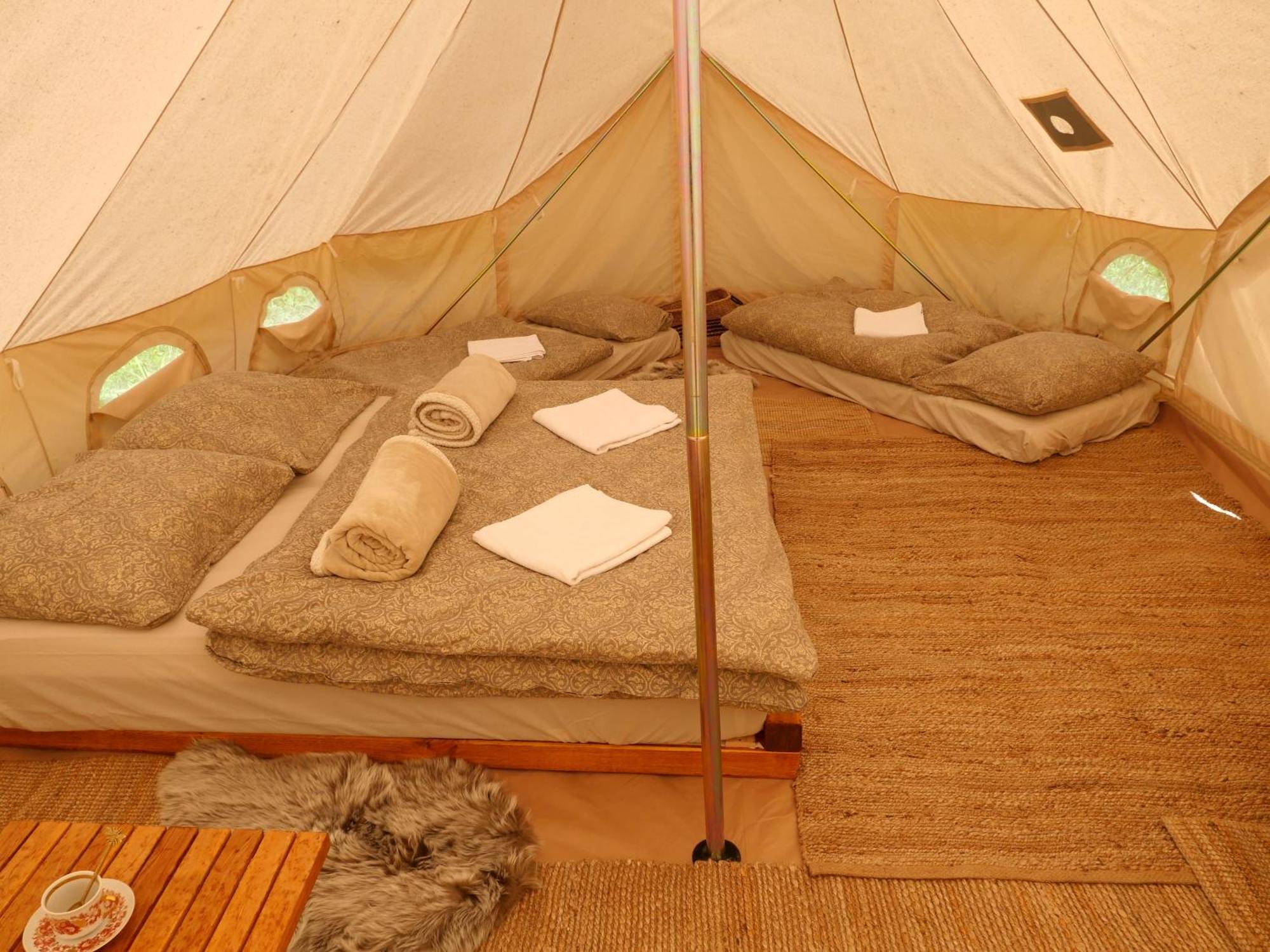 Bozsky Glamp Hotel Valtice Bagian luar foto